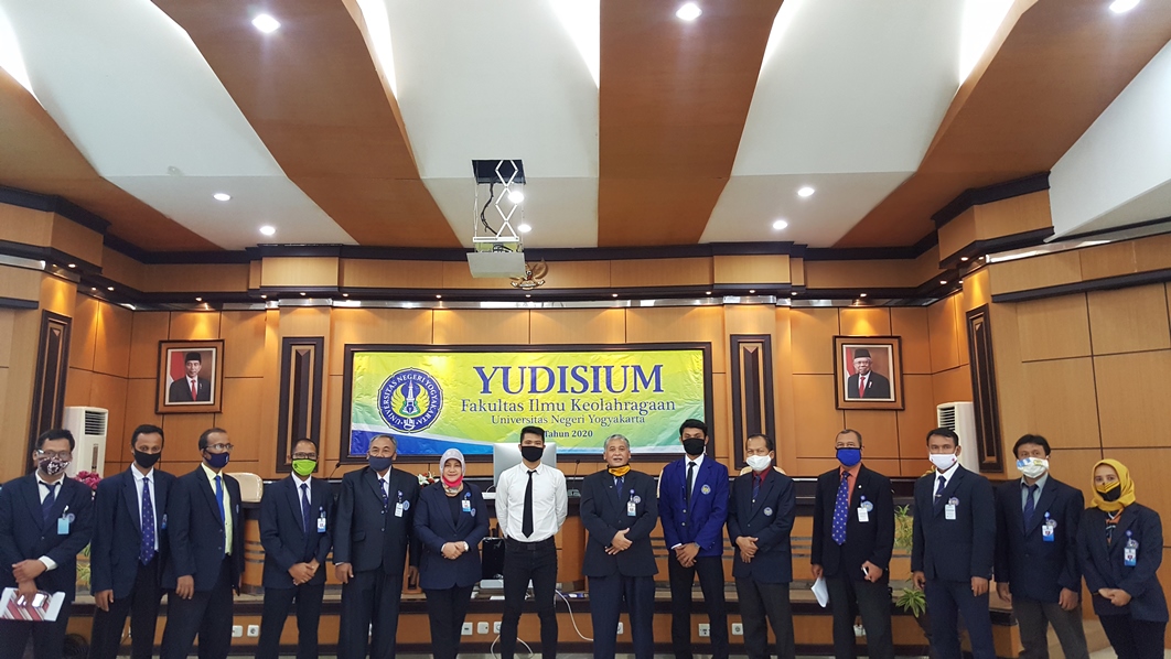 Foto lezbiyen tasmali guruh dildo orgy Osiyo porno 8